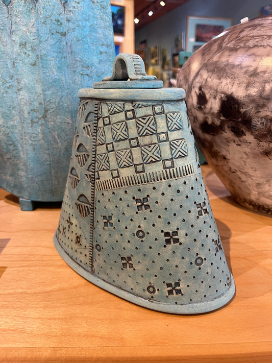 Sv-18 Stoneware Clay Vessel by Steve Vachon