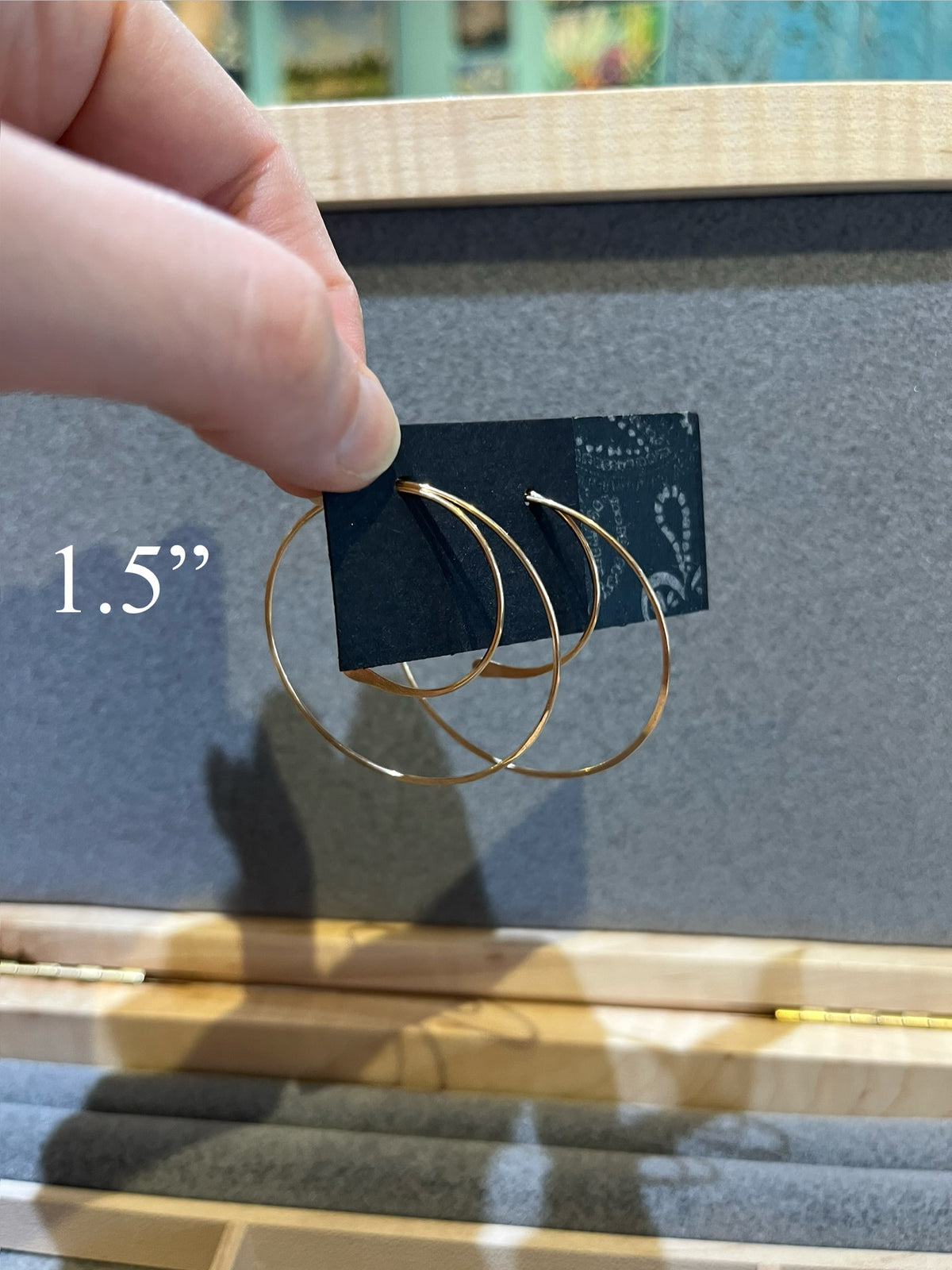e006 Swirl Hoops by Linda Trent