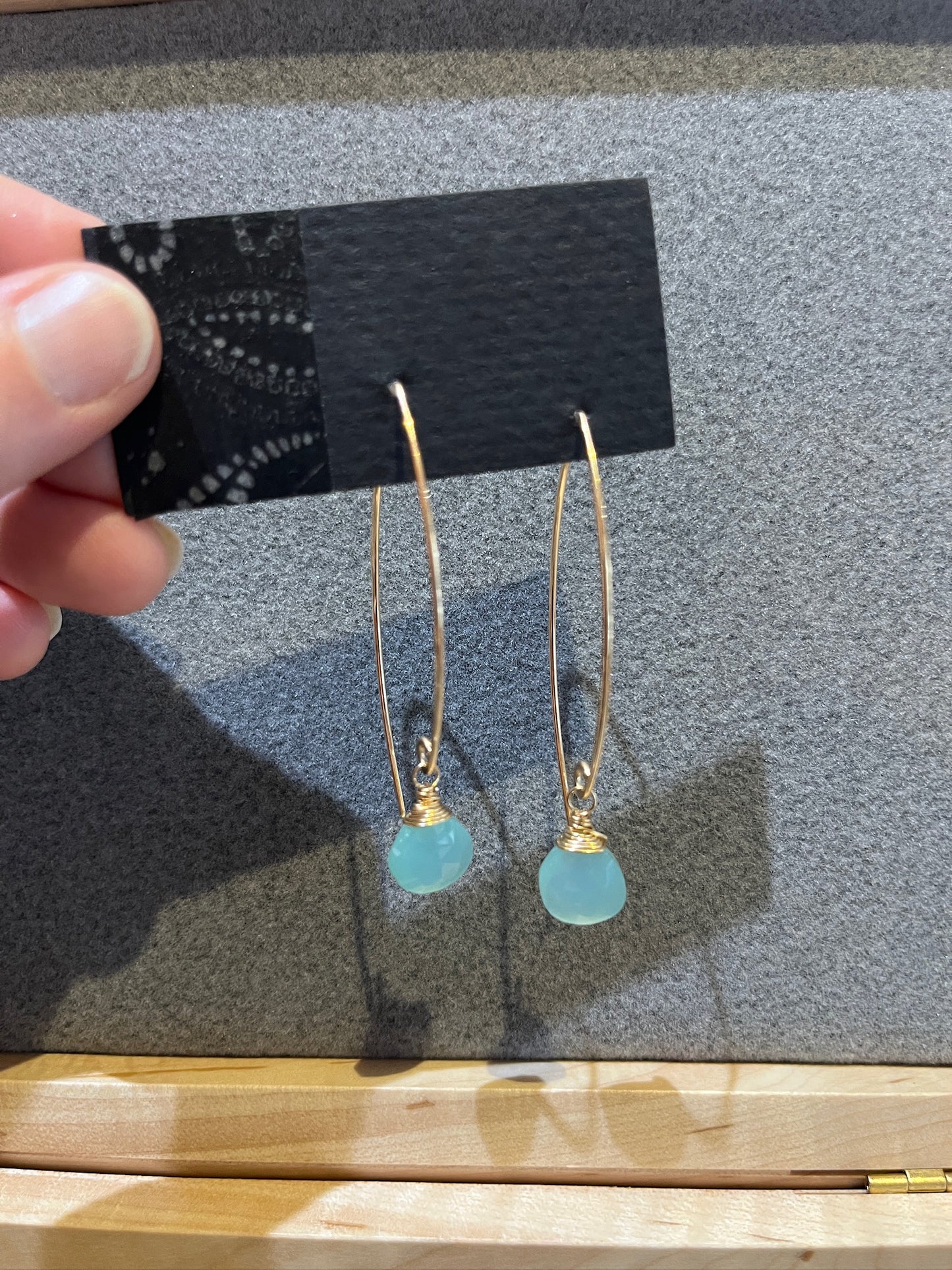 GE66 Gem Curving Threader Earrings by Linda Trent