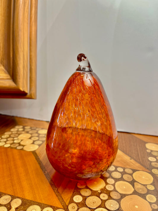 Pear by Lynn Dinning LDD