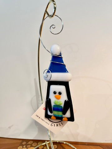 Penguin with Gift by Haywire