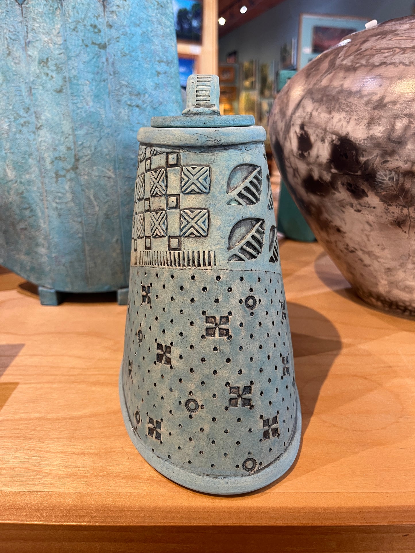 Sv-18 Stoneware Clay Vessel by Steve Vachon