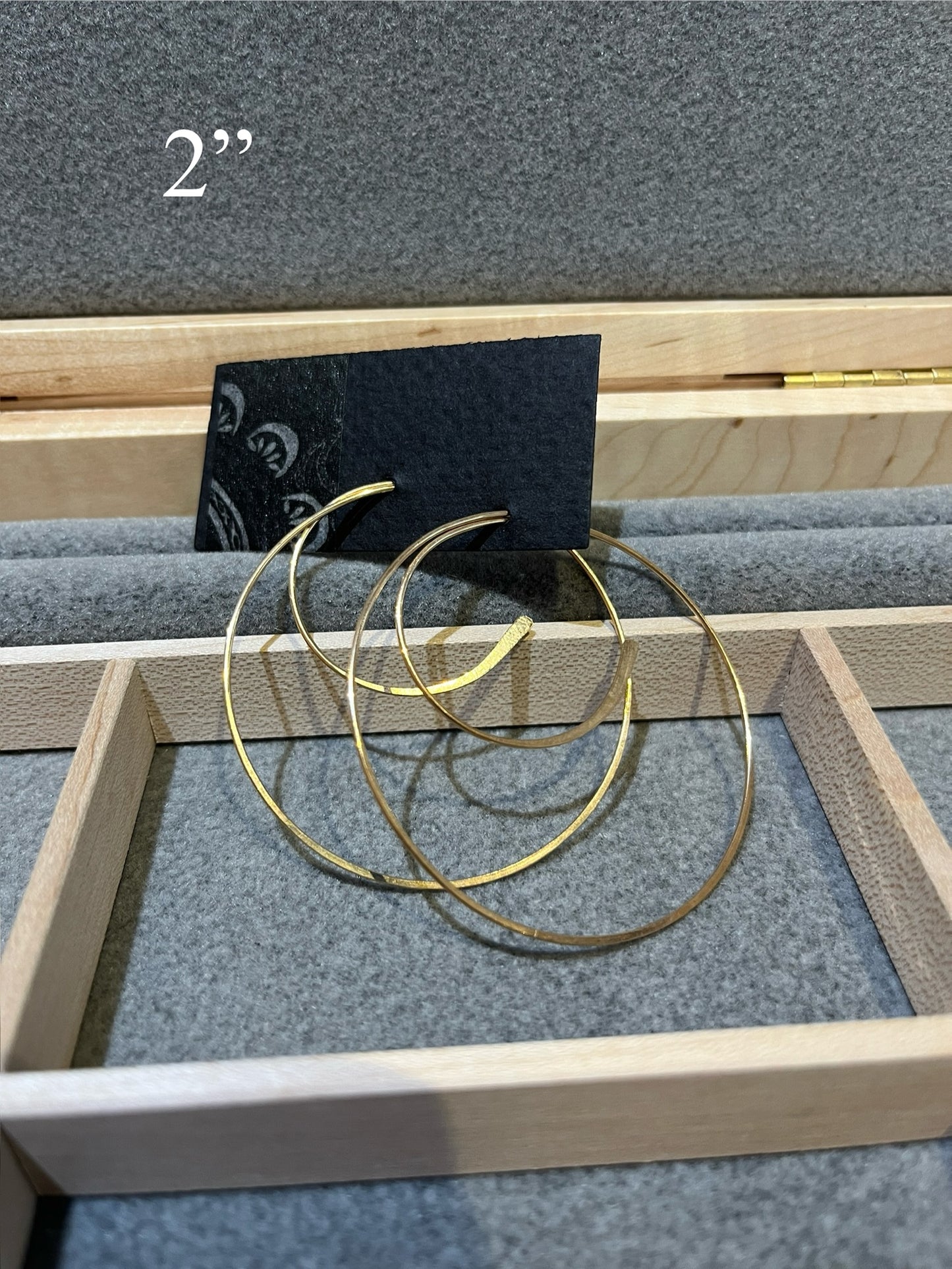 e006 Swirl Hoops by Linda Trent