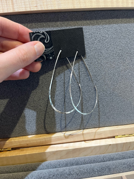 E005 Teardrop Threader Earrings by Linda Trent