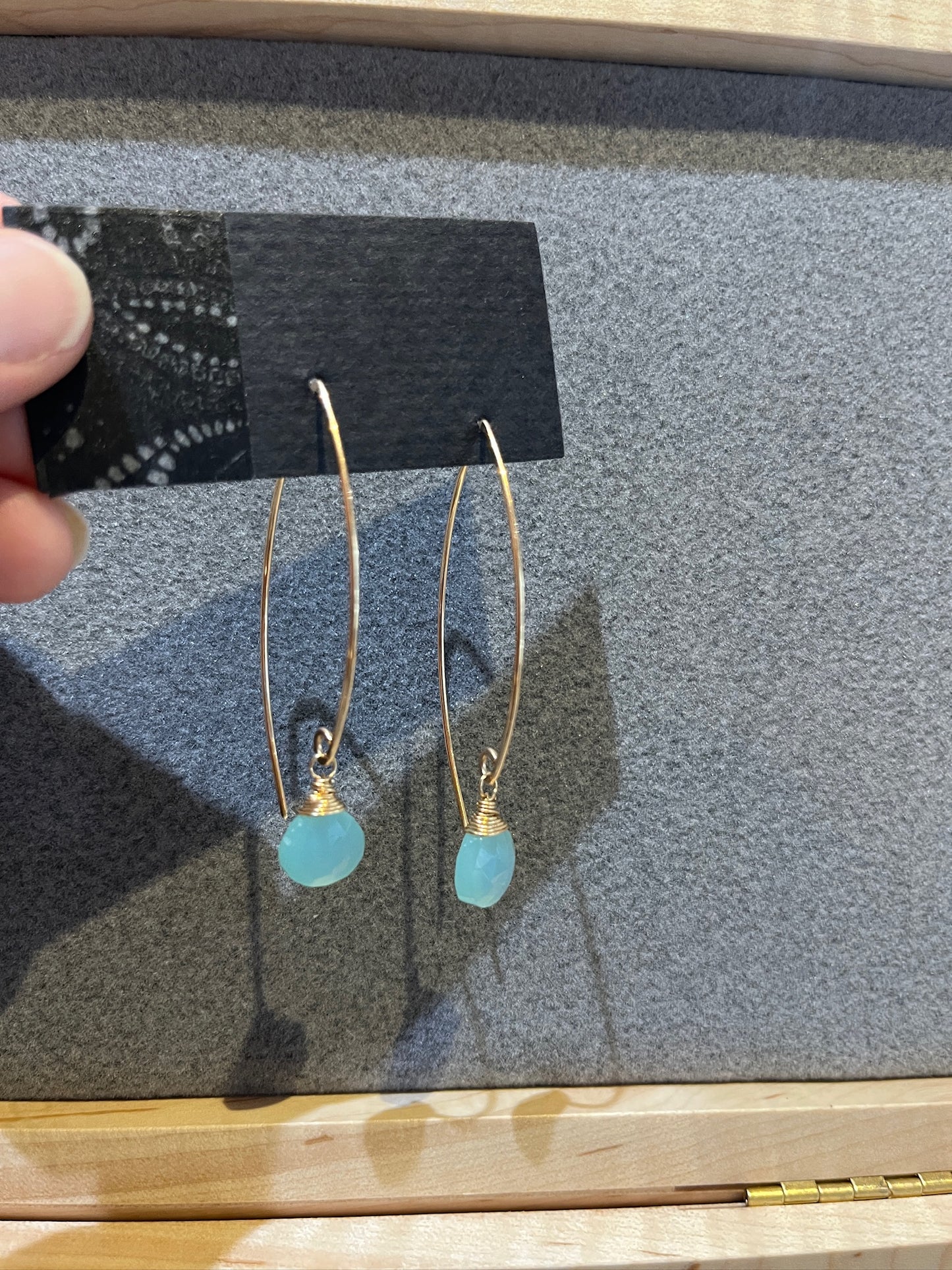 GE66 Gem Curving Threader Earrings by Linda Trent