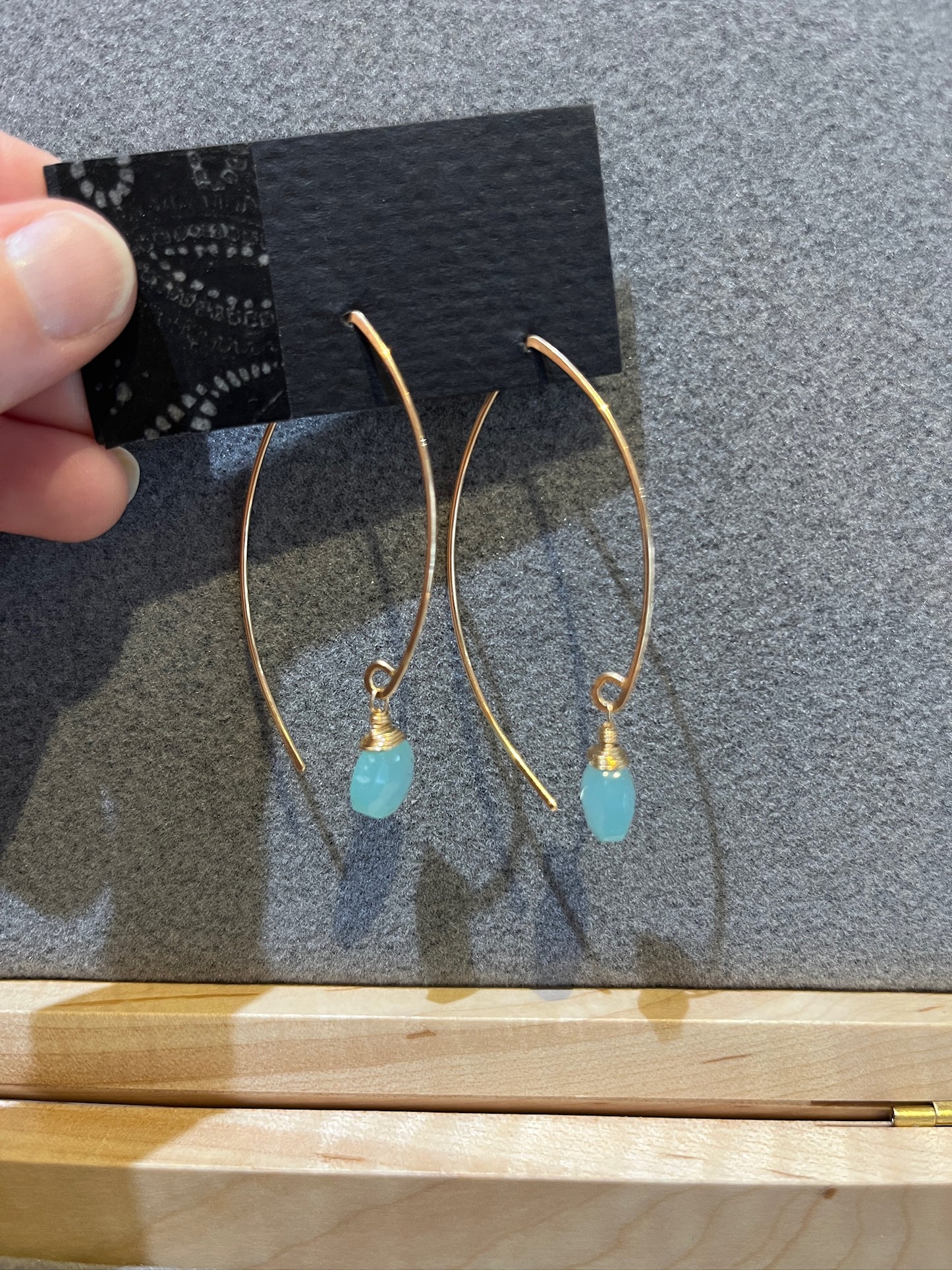 GE66 Gem Curving Threader Earrings by Linda Trent
