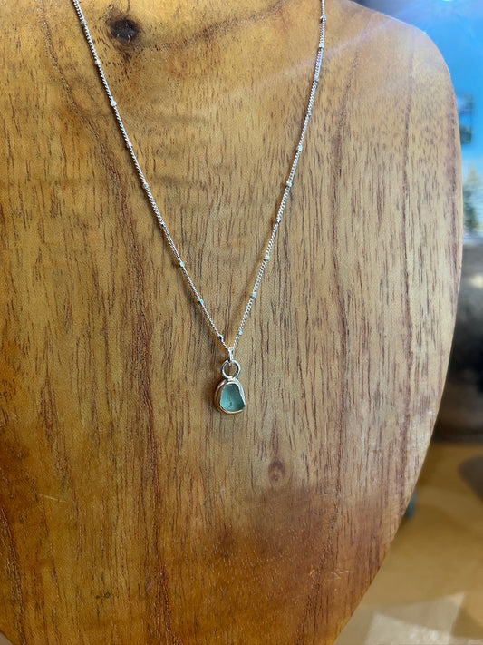 N16 Seaglass Necklace by Susan Ringer