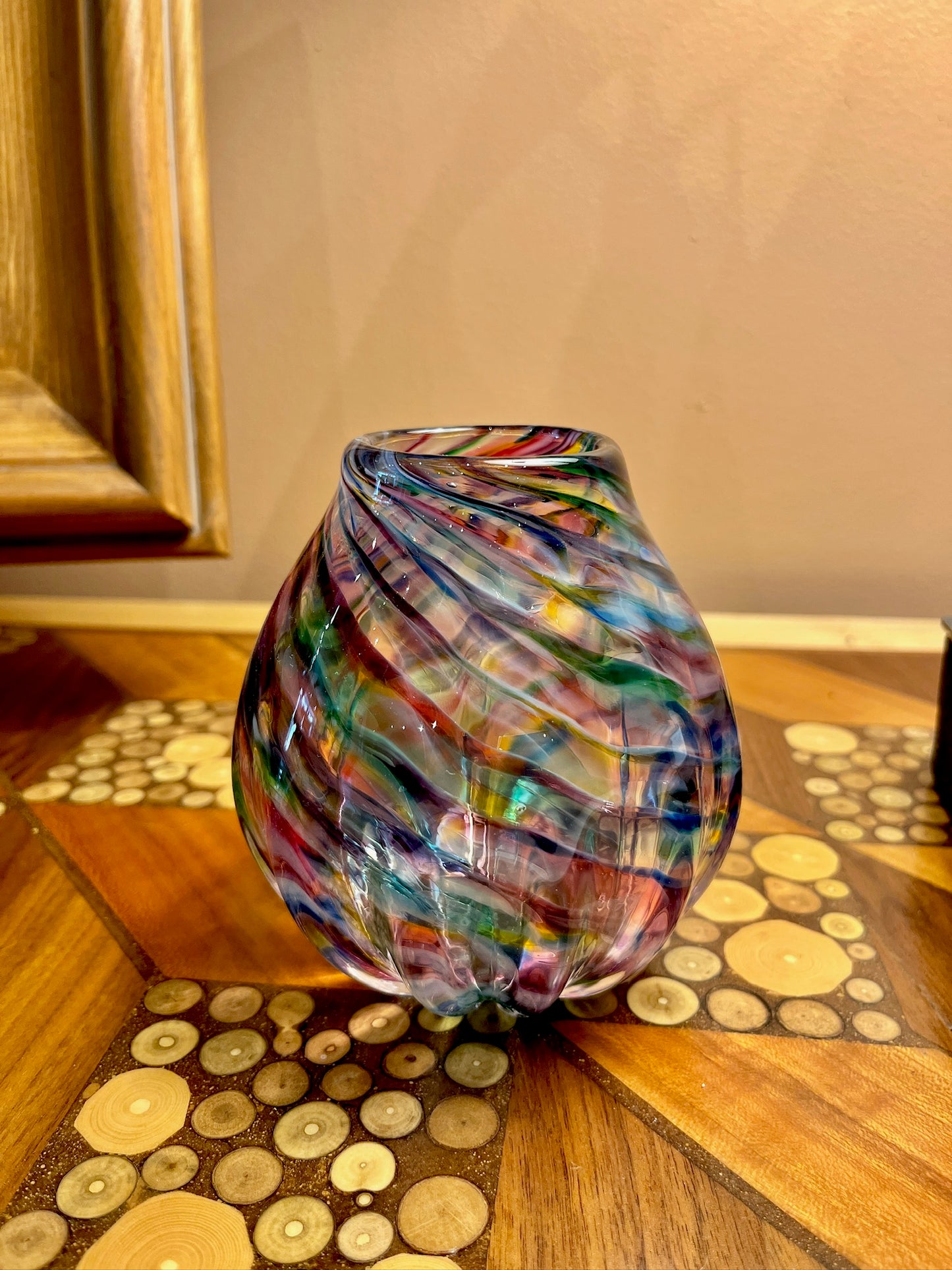 Swirl Vase by Lynn Dinning LDD