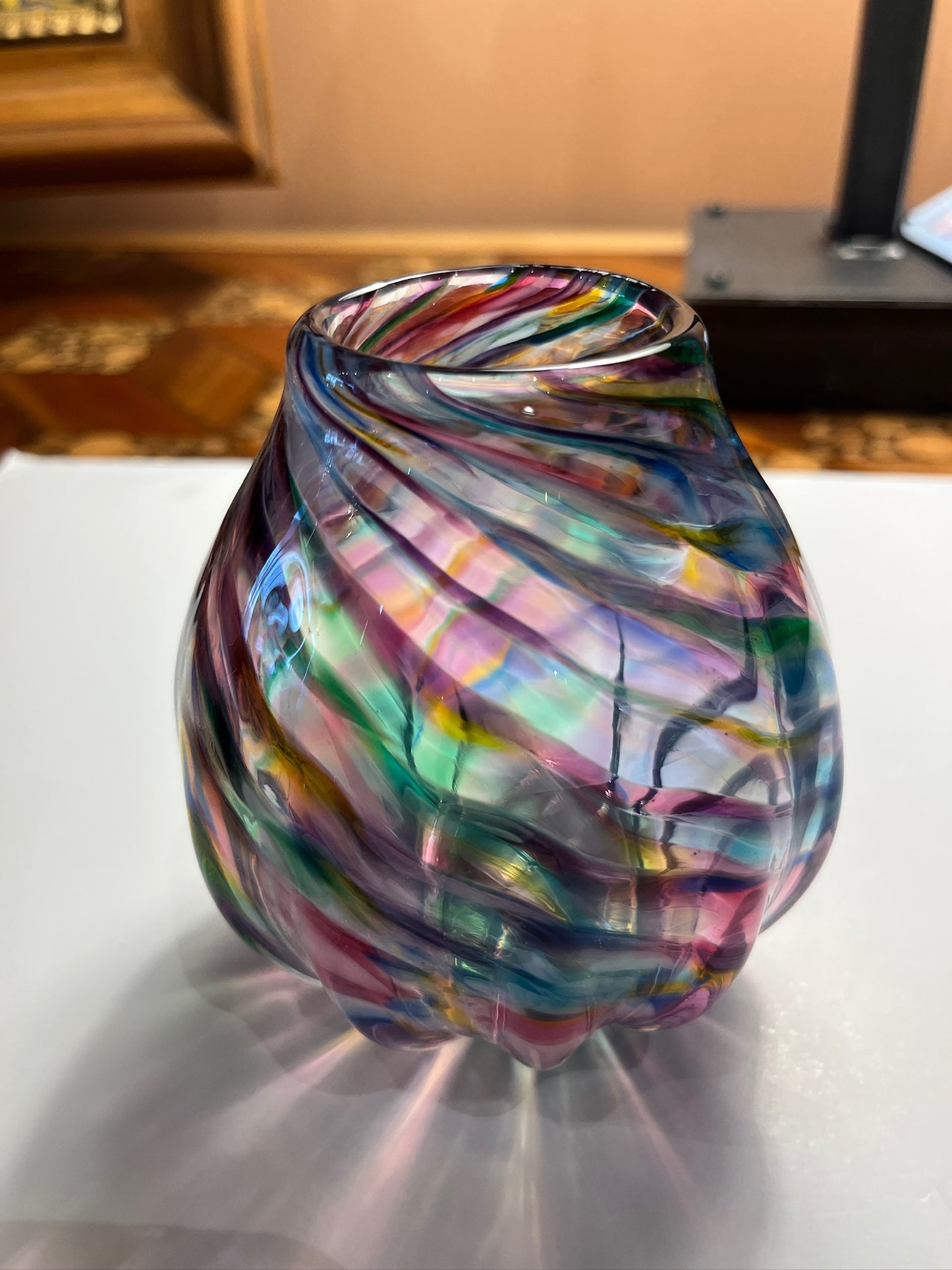 Swirl Vase by Lynn Dinning LDD