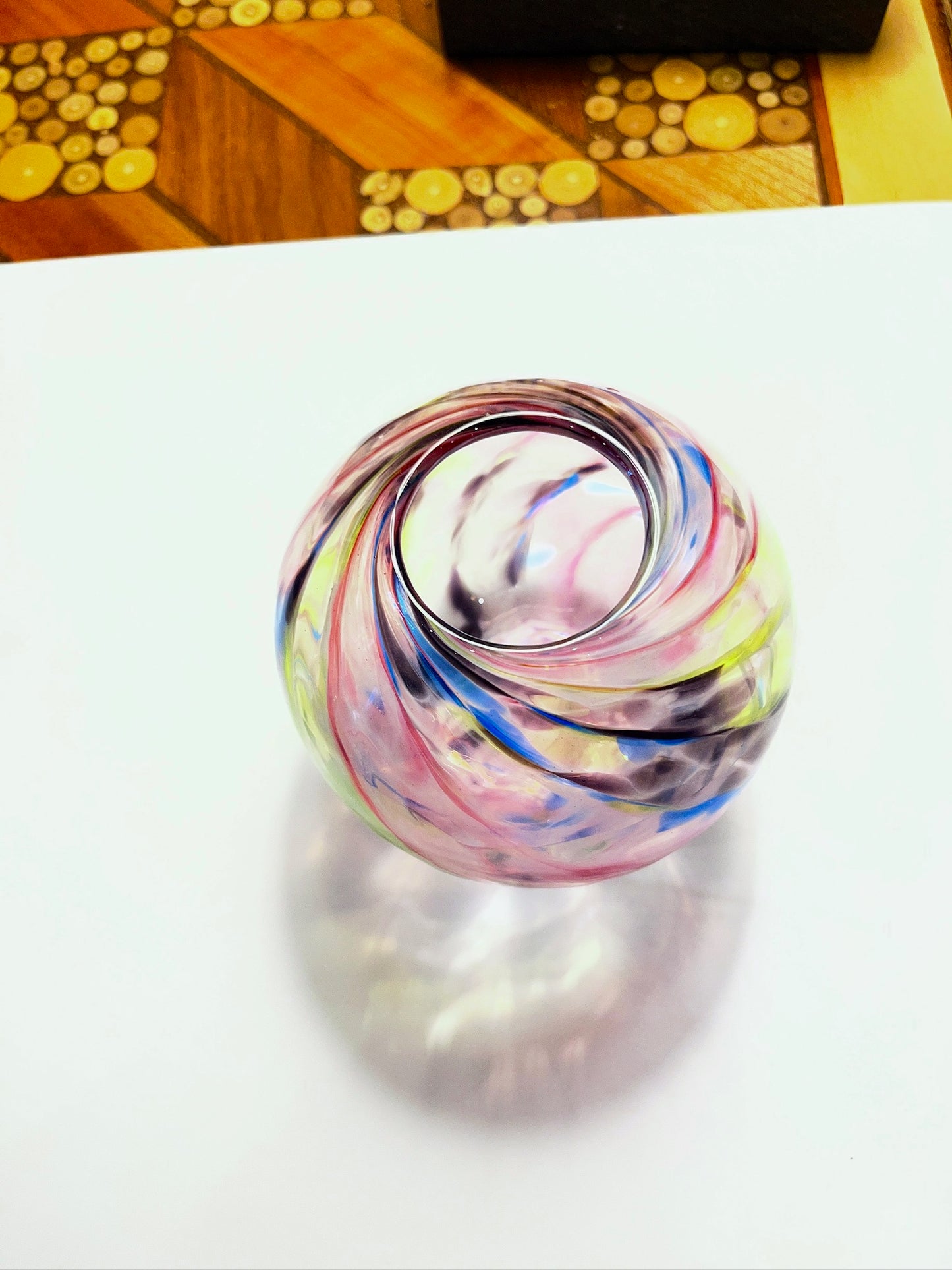 Swirl Vase by Lynn Dinning LDD