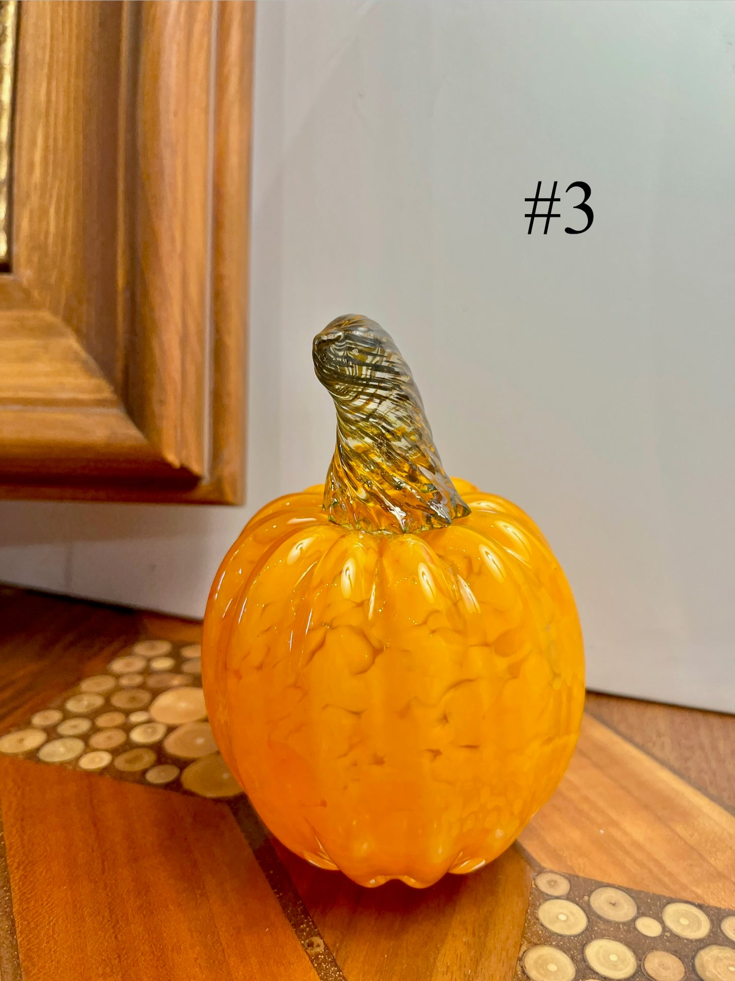 Medium Pumpkin by Lynn Dinning LDD