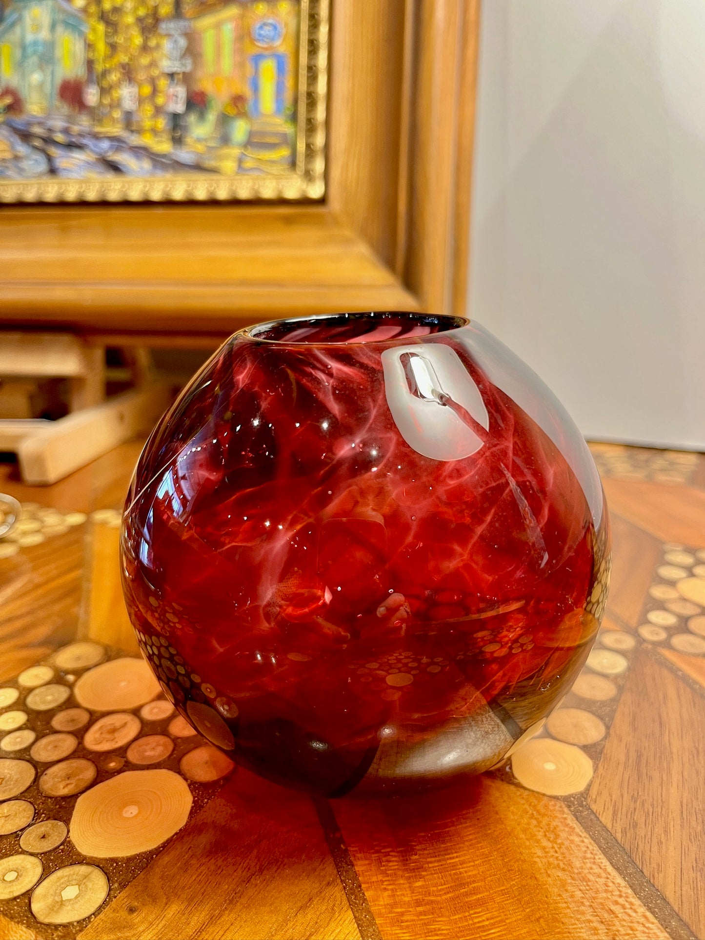Vase by Lynn Dinning LDD