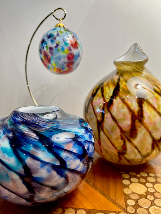 Fish Scale Vase by Lynn Dinning LDD